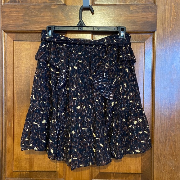 Ulla Johnson Zea Ruffle Mini Skirt in a black floral print Size 8 - Picture 4 of 13